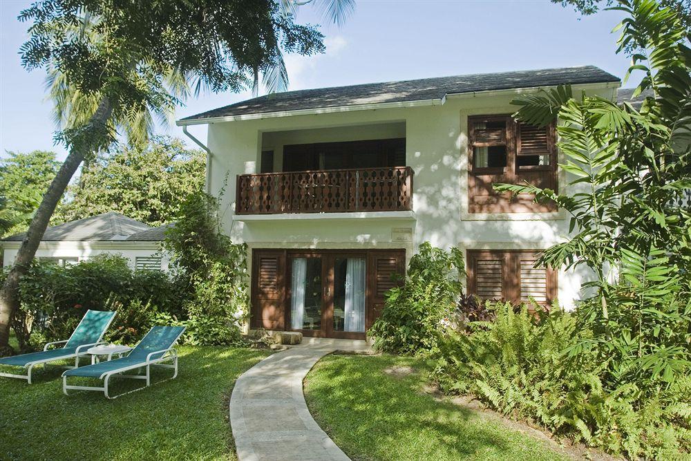 Settlers Beach Hotel Saint James Esterno foto
